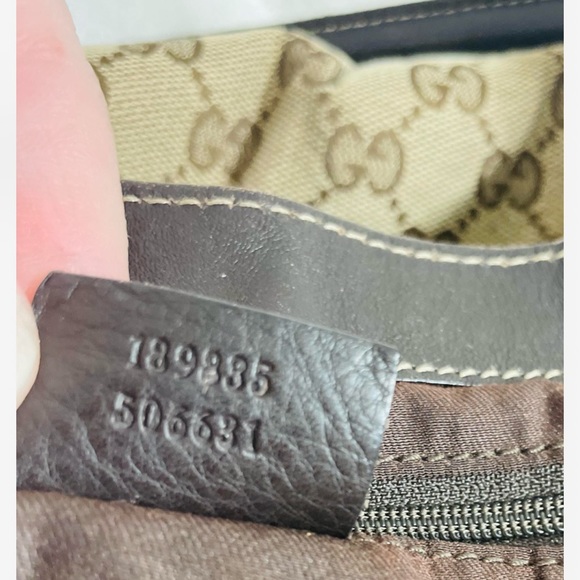 100% Authentic Verified Gucci Large Large D-Ring Hobo Wallet and Key Wallet - Picture 5 of 13